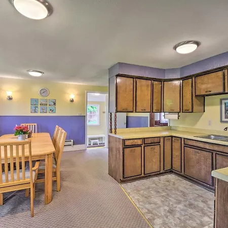 Charming Stanley Home With Yard, 7 Mi To Seneca Lake Geneva Exterior photo