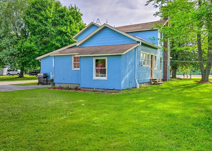 Charming Stanley Home With Yard, 7 Mi To Seneca Lake