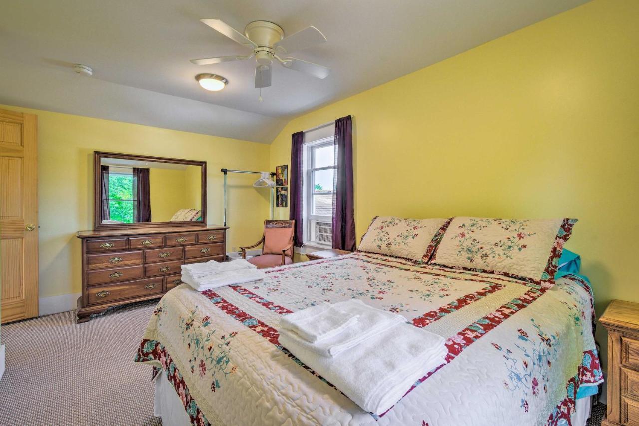 Charming Stanley With Yard, 7 Mi To Seneca Holiday home *